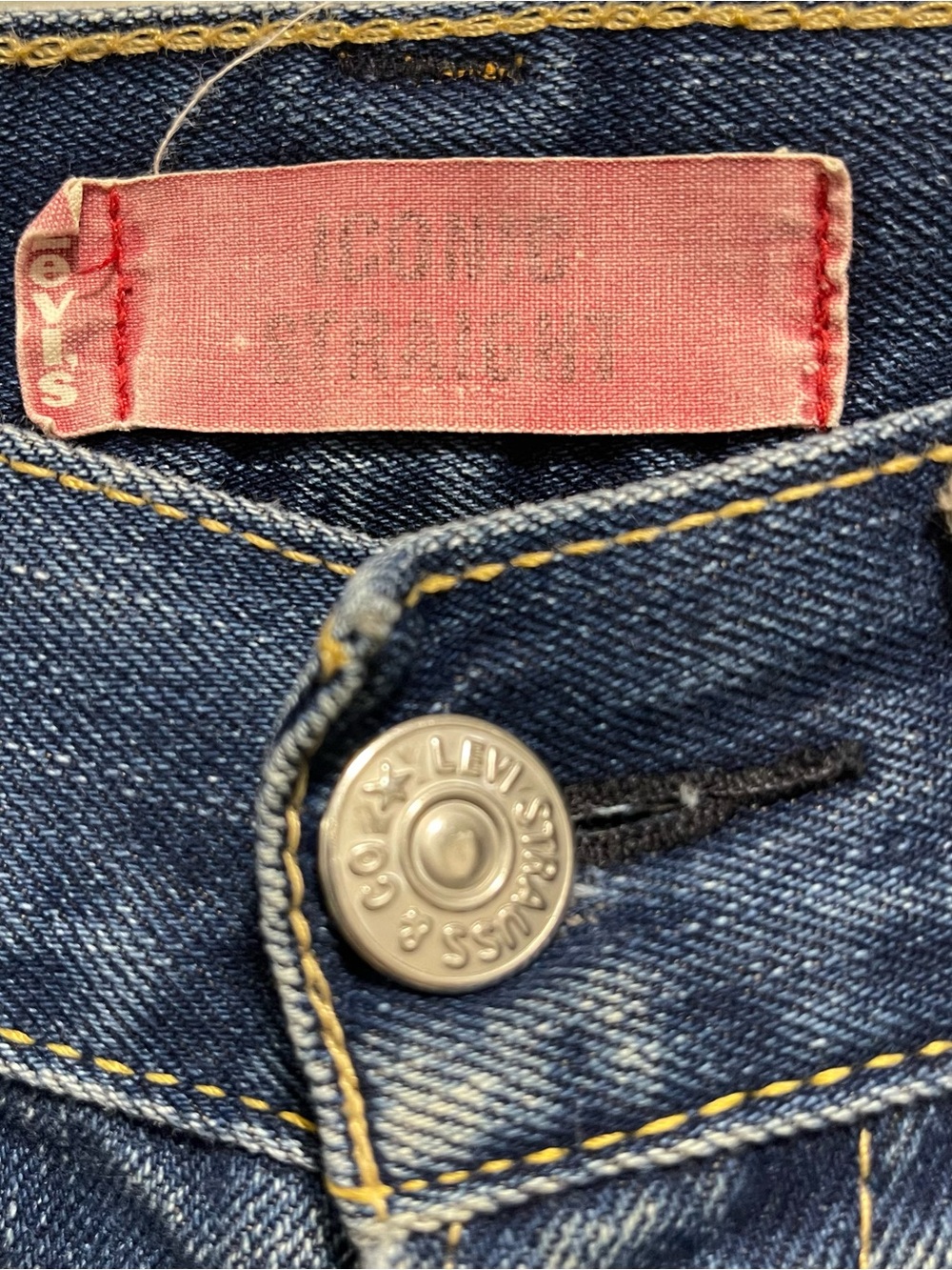 Levi’s Iconic Straight Button Fly Jeans 34x32 - Picture 2 of 5